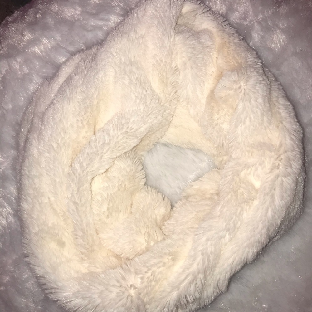 Fluffy Charlotte Russe Scarf